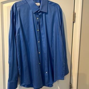 Robert Graham Blue Chevron Shirt 44 / 17.5